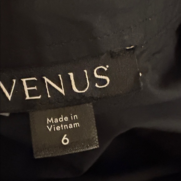 VENUS Classic Black Midi Dress - Picture 4 of 4